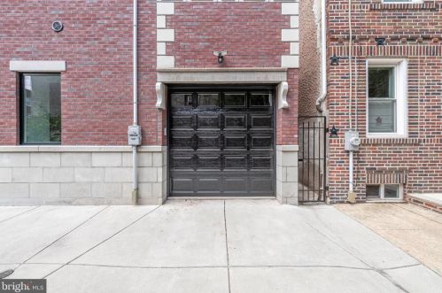 1165 12 St, Philadelphia PA 19148-1002 exterior