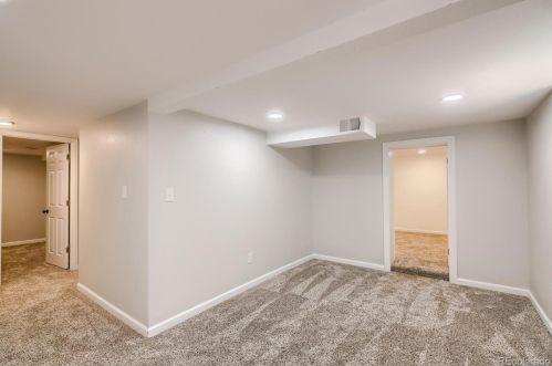 3221 Grant St, Englewood CO 80113-6829 exterior