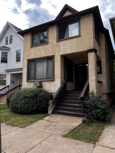 12610 Greenwood Ave, Dixmoor, IL 60406-1774