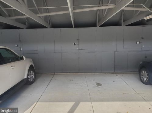 3501 Forest Edge Dr, Silver Spring, MD 20906-1547