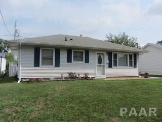 1417 Matilda St, Pekin IL  61554-2229 exterior