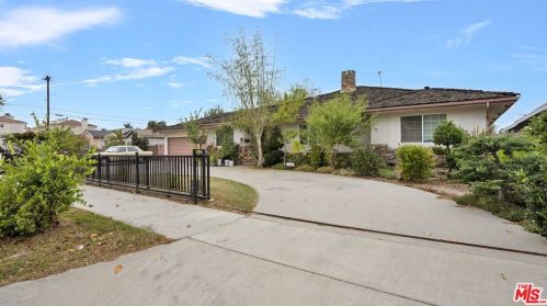 11005 Old River School Rd, Downey, CA 90241-4213