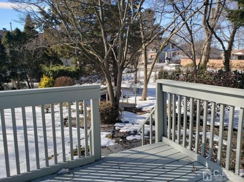 38 New St, Sewaren, NJ 07077-1420