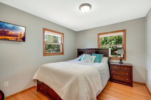 5142 Eastwood Rd, Saint Paul MN  55112-4804 exterior