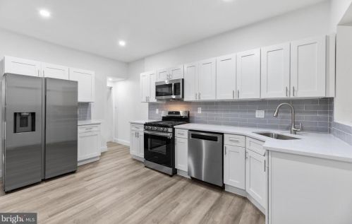 1249 Langham Ave, Camden NJ 08103-2818 exterior