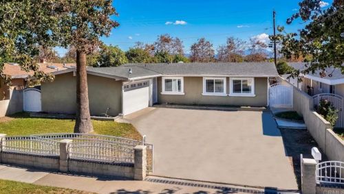 2055 Rene Dr, Santa Ana, CA 92704-4836