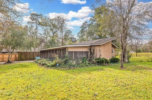 17624 White Perch Lake Dr, Conroe TX  77384-4258 exterior