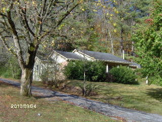 861 Oldfield Dr, Gainesboro, TN 38562-9571