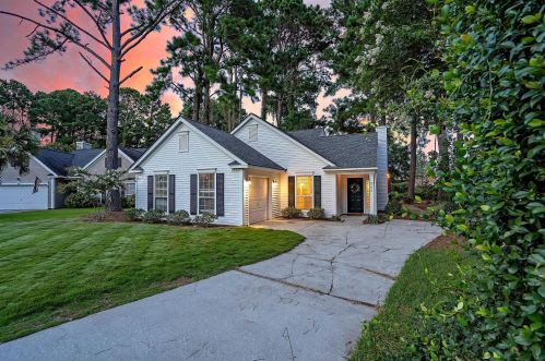 196 Mossy Oak Way, Mount Pleasant, SC 29464-7807