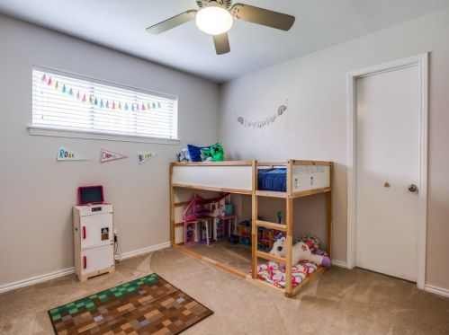 9733 Estate Ln, Dallas TX  75238-1849 exterior