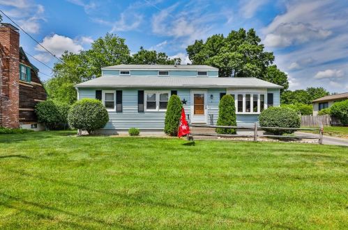 6 Bulova Dr, Nashua, NH 03060-5323