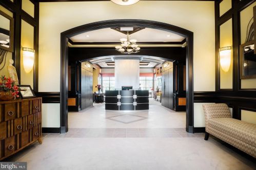 138 Dakota Dr, Trenton NJ  08619-2075 exterior