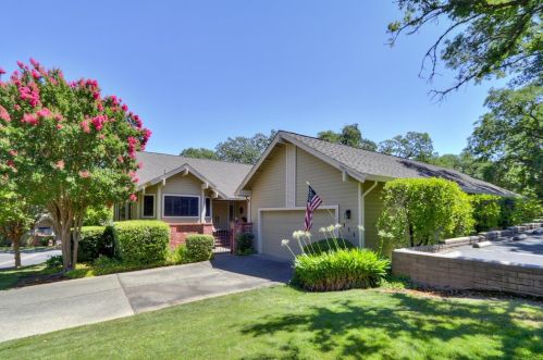 111 Pheasant Ln, Folsom, CA 95630-5020