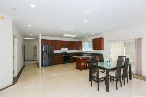 1009 13th Ave, Honolulu HI  96816-3835 exterior