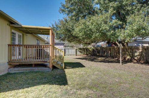 804 Calico Dr, Austin TX  78748-6404 exterior