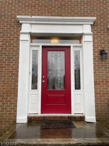 2 Gilman Dr, Piscataway NJ  08854-5076 exterior