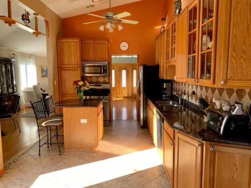 8453 North Ter, Niles IL  60714-2369 exterior