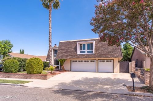 2335 Victoria St, Simi Valley, CA 93065-3601