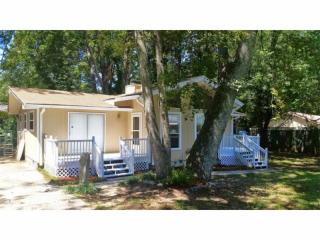 6171 Fieldcrest Dr, Morrow, GA 30260-1412