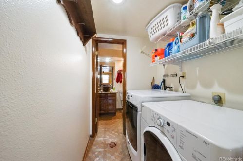 2530 Dawson Way, Aurora CO 80012-3801 exterior