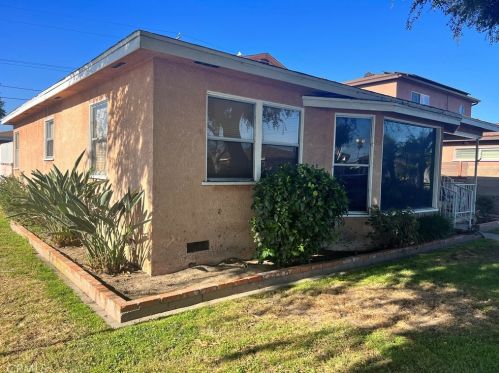 7317 Howery St, South Gate, CA 90280-8142
