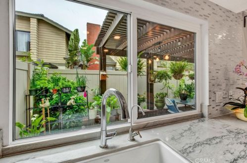 18158 Rustic Ct, Santa Ana CA  92708-6855 exterior
