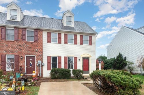 129 Ashley Dr, Ephrata, PA 17522-2627