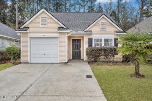 100 Crossings Blvd, Bluffton, SC 29910-7952