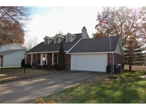 472 Wilson Dr, Columbia, IL 62236-1525