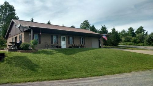 220 View St, Kingwood, WV 26537-1330