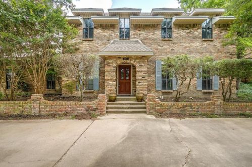 4351 Bullfinch Ct, Fort Worth TX  76133-7006 exterior