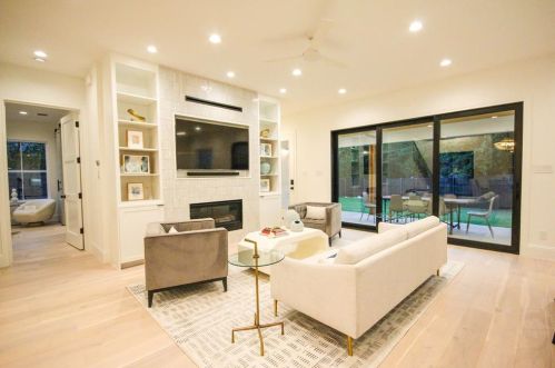 1509 El Campo Dr, Dallas TX  75218-3523 exterior