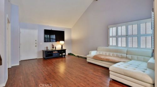 1615 Carmel Cir, Upland CA  91784-1726 exterior