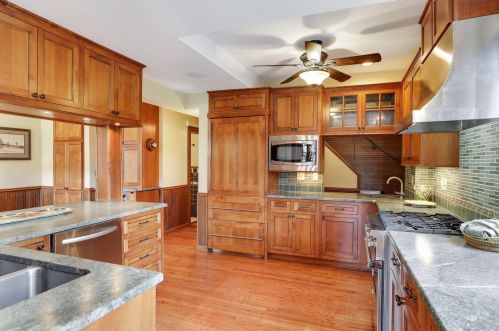 5251 Bald Eagle Blvd, Saint Paul MN  55110-6532 exterior