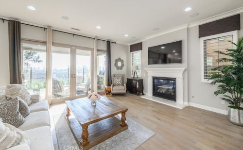 126 Long Fence, Irvine CA  92602-1807 exterior