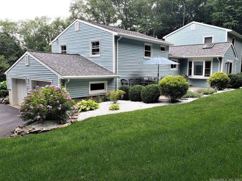 33 Benedict Rd, Upper Stepney, CT 06468-1253