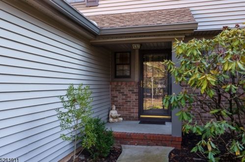 303 Marten Rd, Princeton, NJ 08540-1632