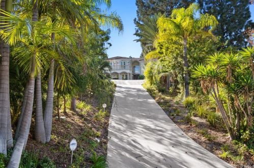 5810 Trapper Trl, Anaheim, CA 92807-4734
