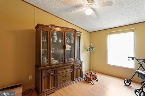 155 Engle Rd, Harpers Ferry WV 25425-4042 exterior