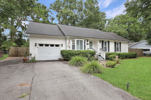 1145 Rifle Range Rd, Mount Pleasant, SC 29464-4251