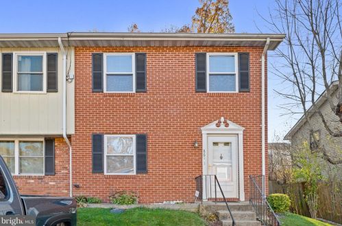 8611 Harrison Ct, Marshall, VA 20115-3737