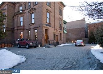 600 22nd St, Philadelphia PA  19130-3163 exterior