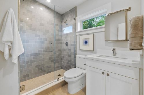 110 Pasa Robles Ave, Los Altos CA 94022-1235 exterior