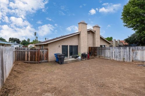 3515 Albany St, Riverside CA  92503-4105 exterior