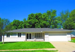 1819 Highwood Ave, Pekin, IL 61554-6474