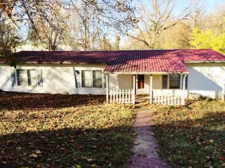 581 Lindbergh Rd, Nixa, MO 65714-7322