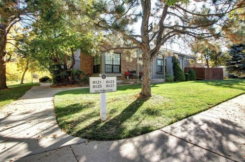 8123 Phillips Cir, Englewood CO 80112-3254 exterior