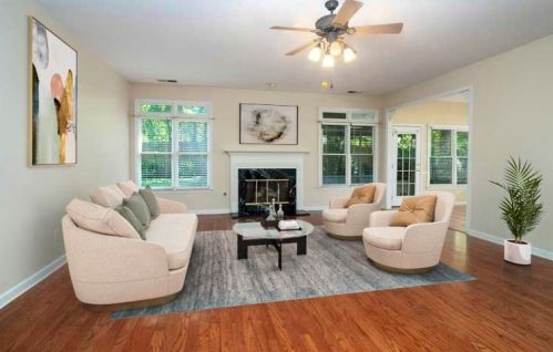 3913 Concord Walk Dr, Smyrna GA  30082-3659 exterior