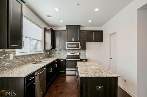 3888 Augustine Pl, Rex, GA 30273-5822