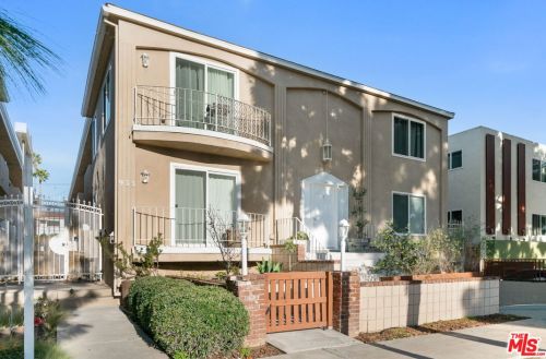933 11th St, Santa Monica CA  90403-2951 exterior